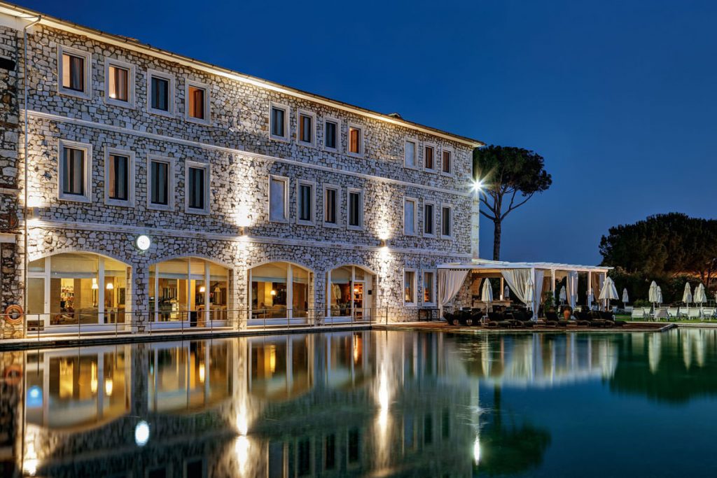 Terme di Saturnia by night